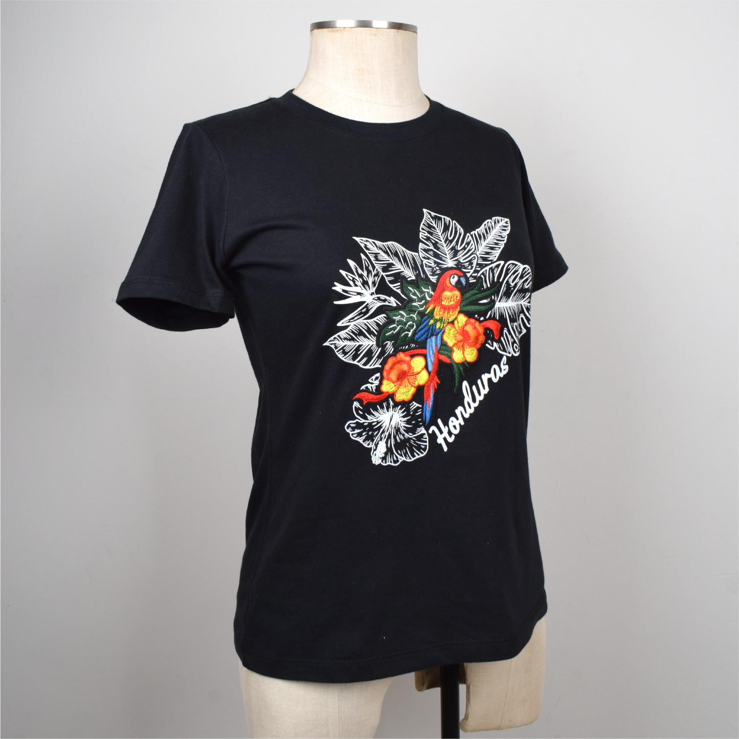 Guacamaya Tropical Bordada Honduras Camiseta Mujer