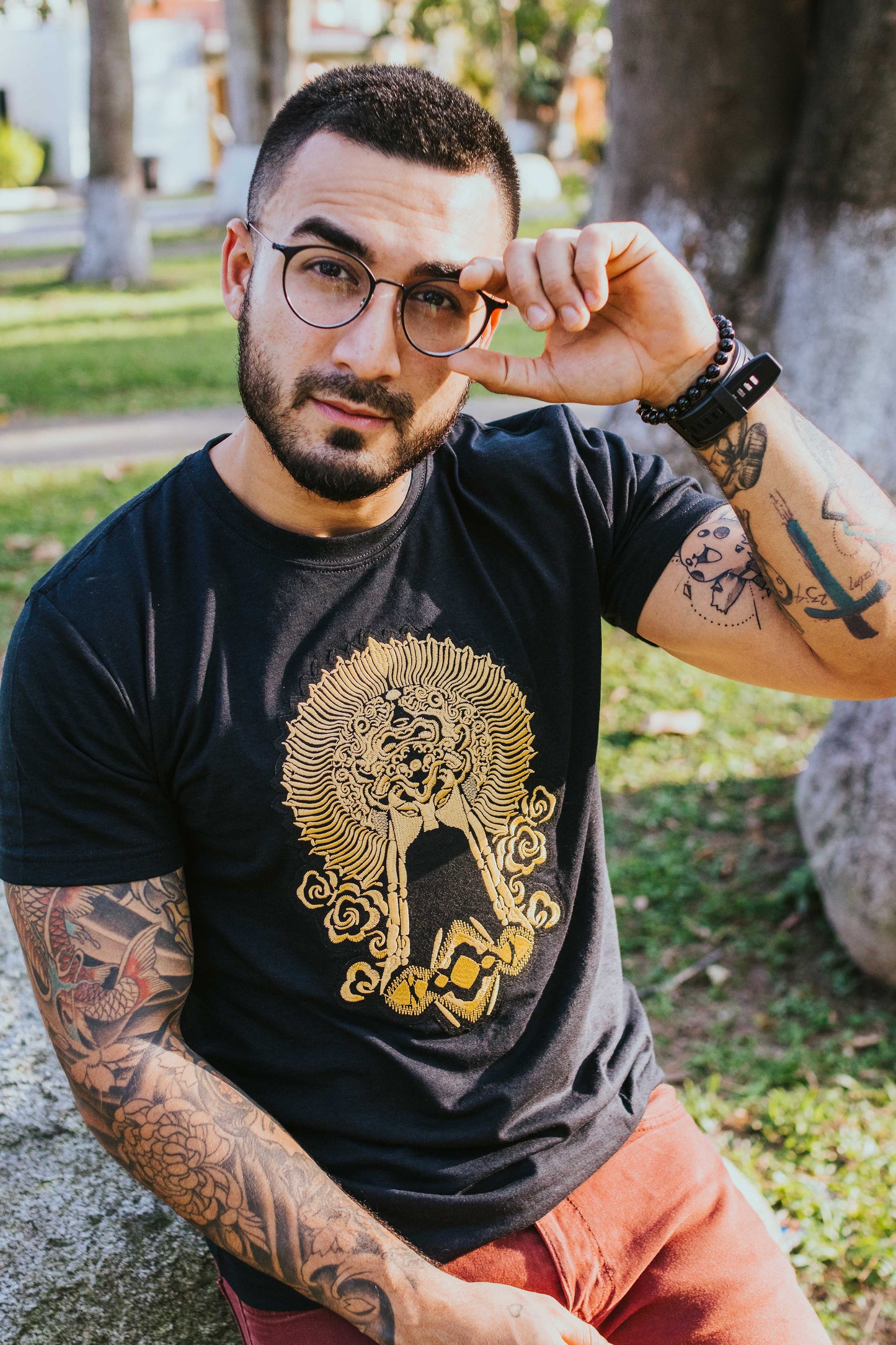 Dynasty T-shirt Bordado