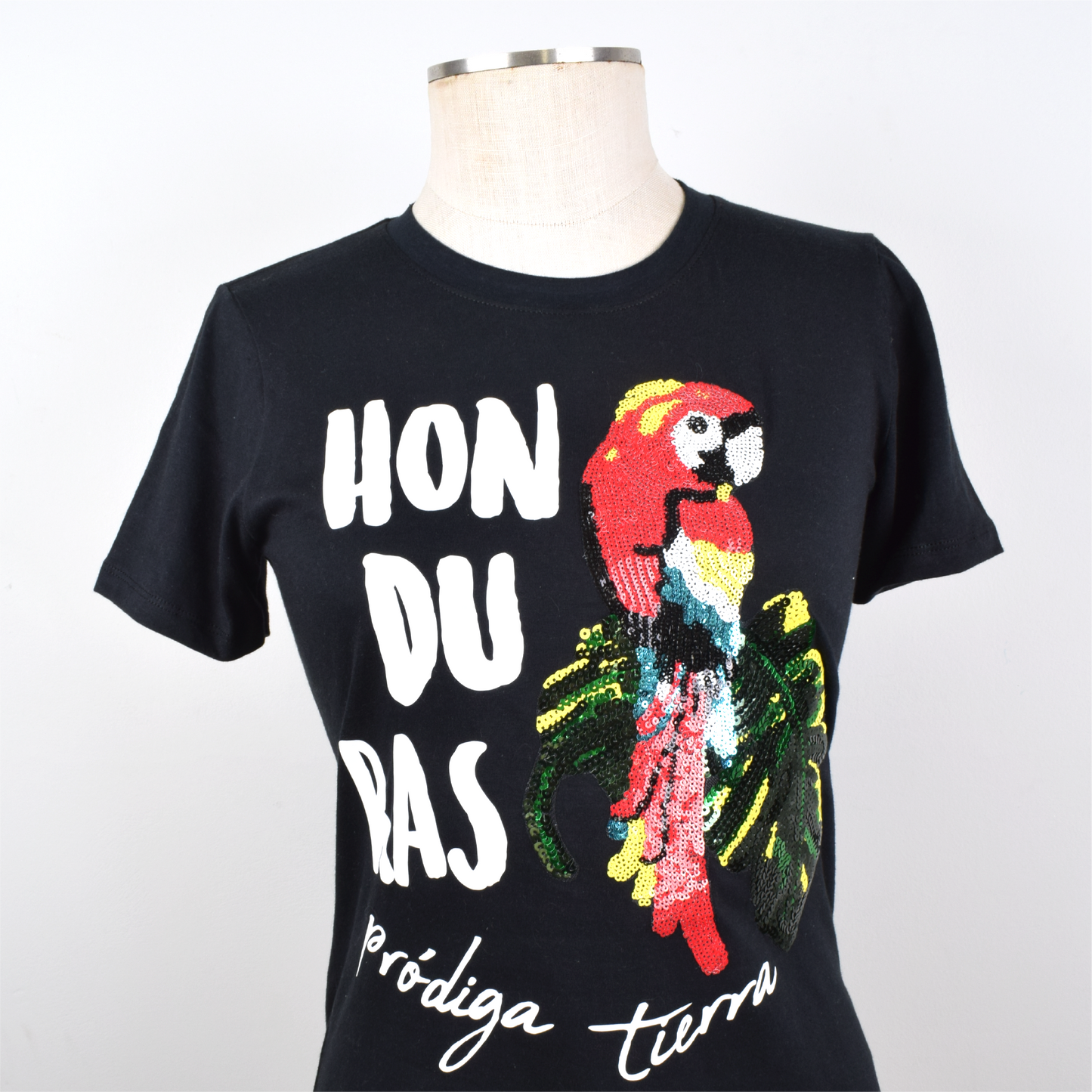 Pródiga Tierra Guacamaya Lentejuelas Camiseta Mujer