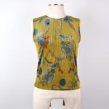 Top Velvet Dorada con Flores