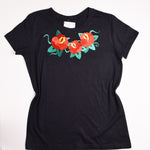 T-Shirt Rosas Bordadas Cuello